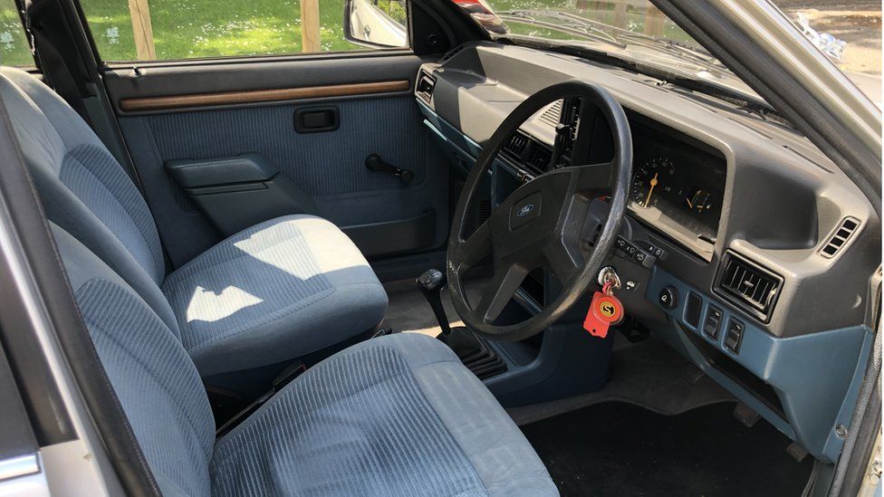Πωλείται το Ford Escort της πριγκίπισσας Νταϊάνα